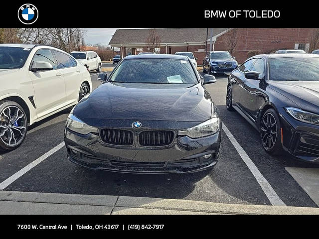 2017 BMW 3 Series 320i xDrive AWD photo