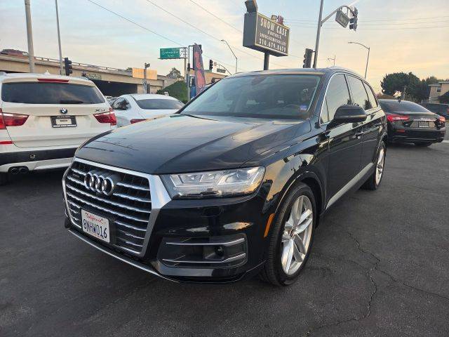 2017 Audi Q7 Prestige AWD photo