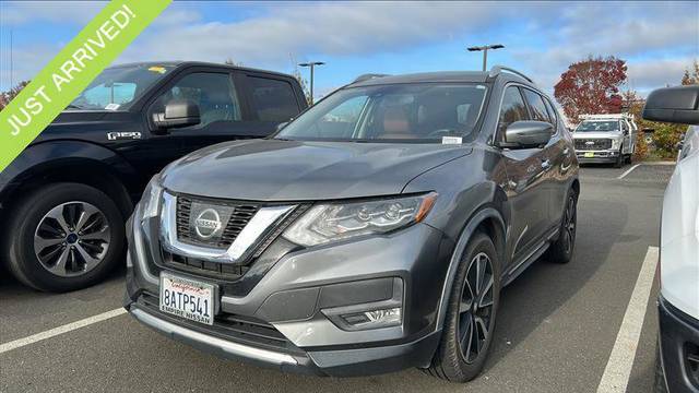 2017 Nissan Rogue SL FWD photo