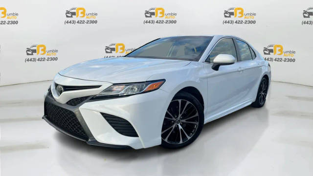 2018 Toyota Camry SE FWD photo