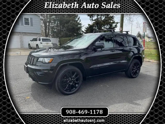 2017 Jeep Grand Cherokee Altitude 4WD photo