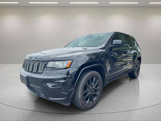 2017 Jeep Grand Cherokee Altitude RWD photo