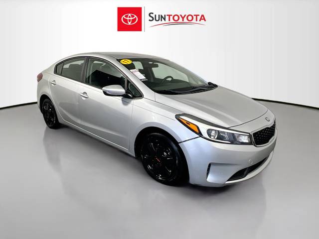 2017 Kia Forte LX FWD photo