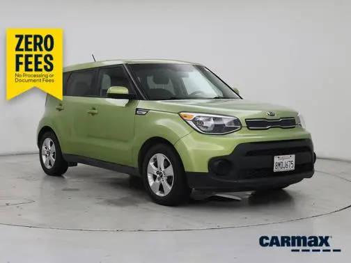 2017 Kia Soul Base FWD photo