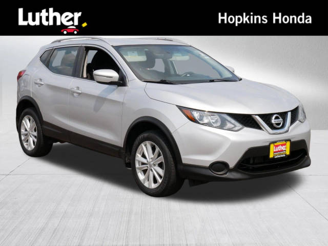 2017 Nissan Rogue Sport SV AWD photo