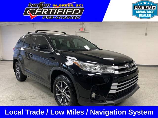 2017 Toyota Highlander XLE AWD photo