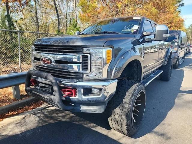 2017 Ford F-250 Super Duty XLT 4WD photo