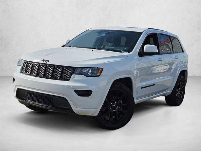 2017 Jeep Grand Cherokee Altitude 4WD photo