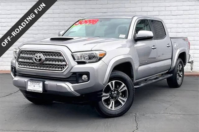 2017 Toyota Tacoma TRD Sport 4WD photo
