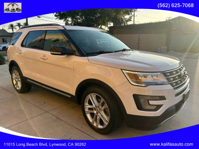 2017 Ford Explorer XLT FWD photo