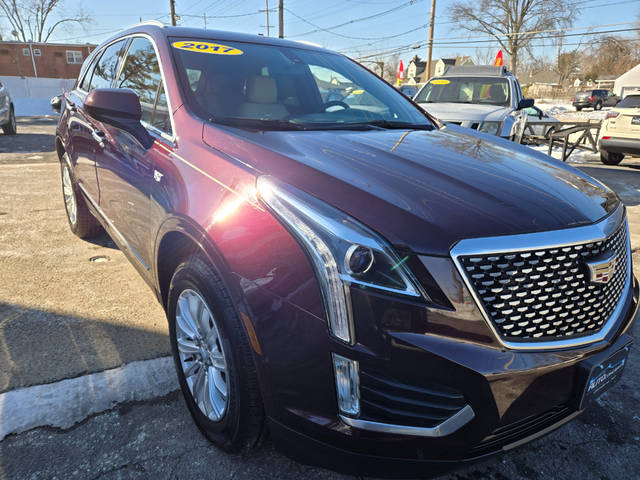 2017 Cadillac XT5 FWD FWD photo