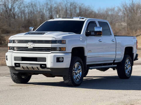 2017 Chevrolet Silverado 2500HD High Country 4WD photo