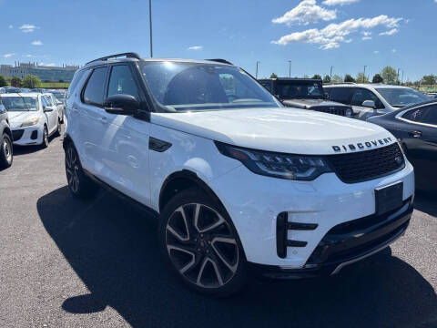2017 Land Rover Discovery HSE Luxury 4WD photo