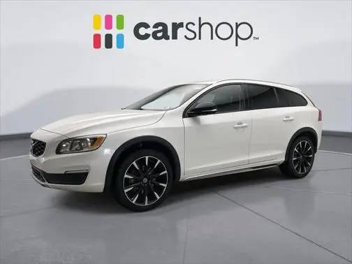 2018 Volvo V60 Cross Country  AWD photo