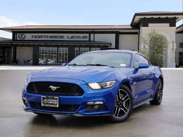 2017 Ford Mustang GT RWD photo
