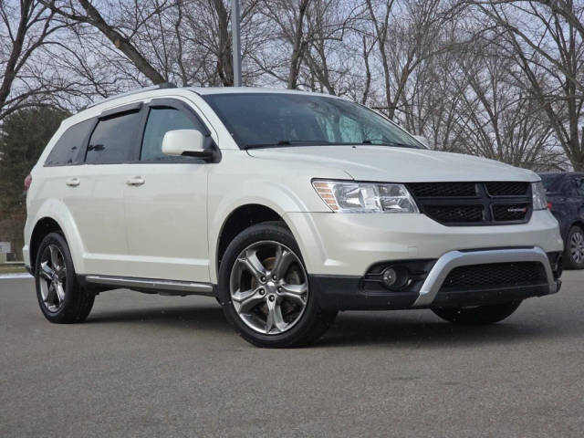 2017 Dodge Journey Crossroad Plus AWD photo