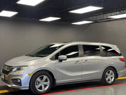 2018 Honda Odyssey EX-L FWD photo