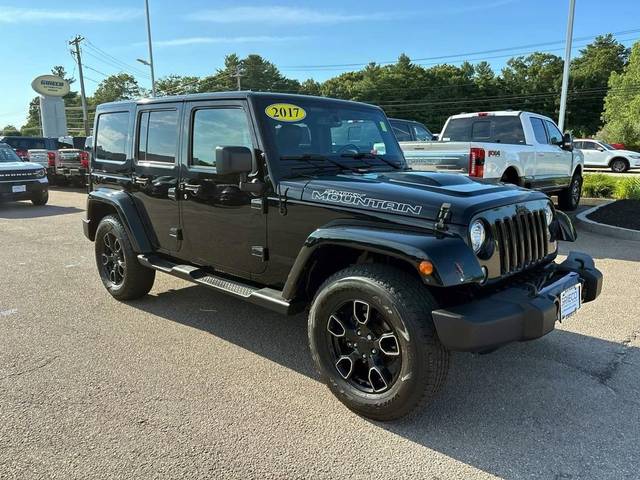 2017 Jeep Wrangler Unlimited Smoky Mountain 4WD photo