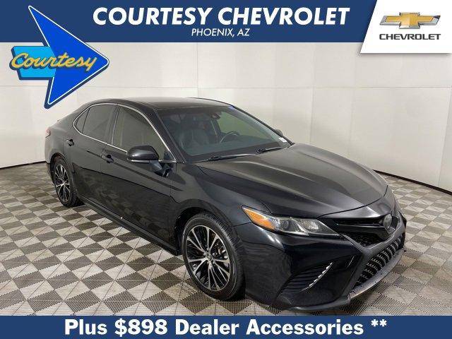 2018 Toyota Camry SE FWD photo