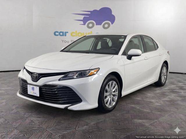 2018 Toyota Camry LE FWD photo
