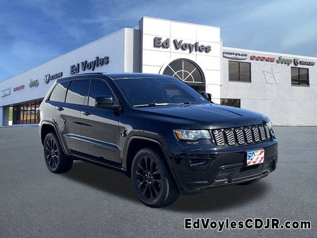 2017 Jeep Grand Cherokee Altitude 4WD photo