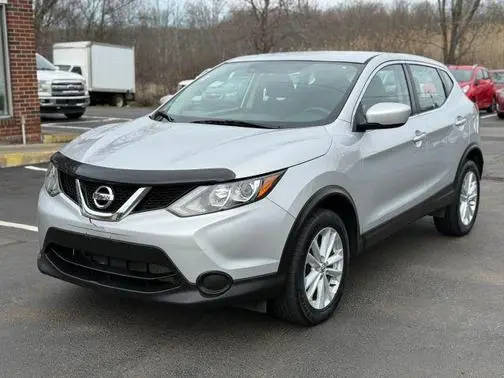 2017 Nissan Rogue Sport S AWD photo