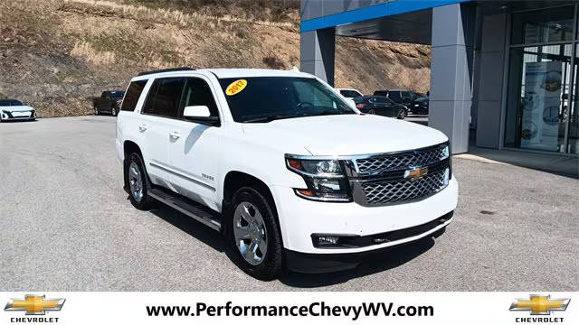 2017 Chevrolet Tahoe LT 4WD photo