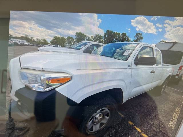 2017 Toyota Tacoma SR RWD photo
