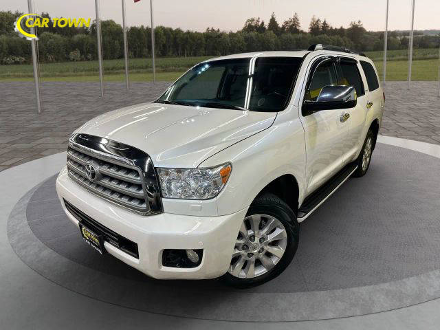 2017 Toyota Sequoia Platinum 4WD photo