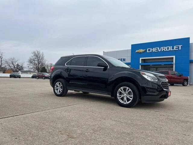 2017 Chevrolet Equinox LS AWD photo