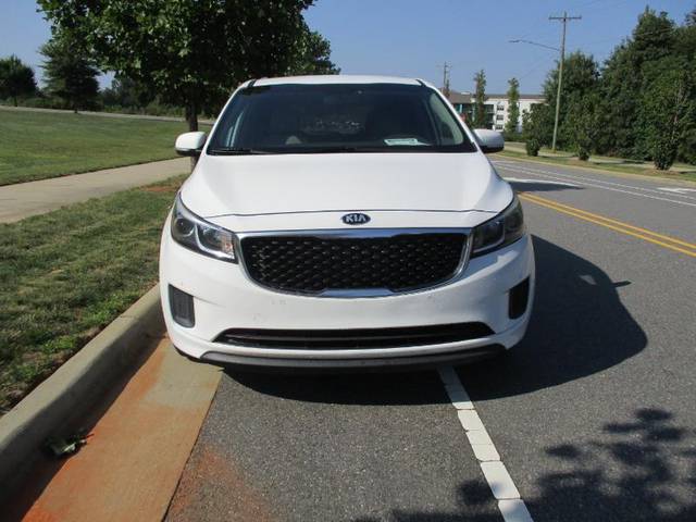2017 Kia Sedona LX FWD photo