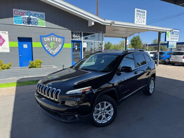 2017 Jeep Cherokee Latitude 4WD photo