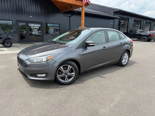2017 Ford Focus SE FWD photo