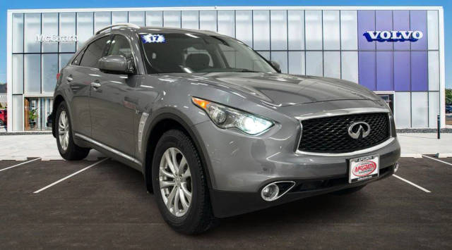 2017 Infiniti QX70  AWD photo