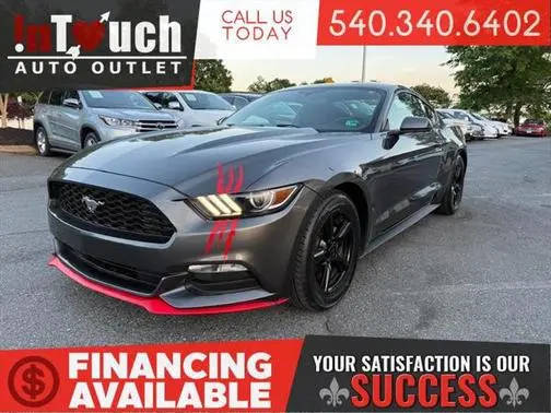 2017 Ford Mustang V6 RWD photo