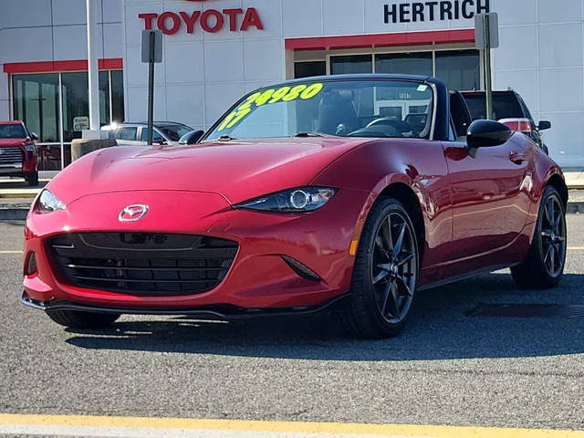 2017 Mazda MX-5 Miata Club RWD photo