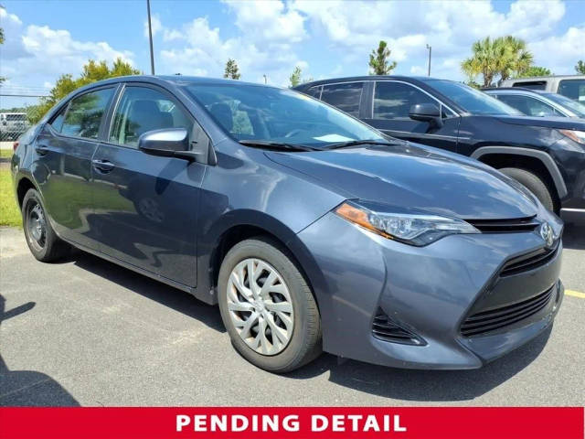 2017 Toyota Corolla LE FWD photo