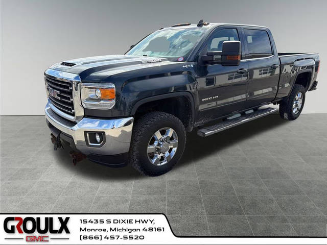 2017 GMC Sierra 2500HD SLE 4WD photo