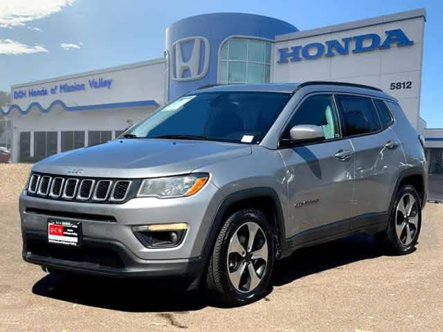 2018 Jeep Compass Latitude FWD photo