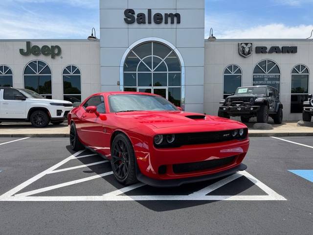 2015 Dodge Challenger SRT Hellcat RWD photo