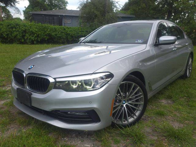 2017 BMW 5 Series 530i xDrive AWD photo