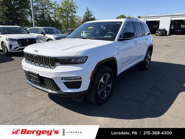 2017 Jeep Grand Cherokee Overland 4WD photo
