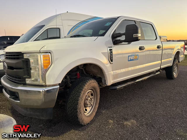 2017 Ford F-250 Super Duty XL 4WD photo