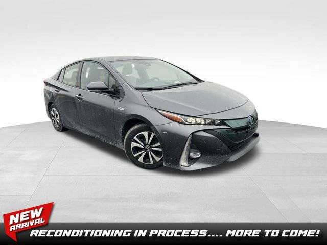 2017 Toyota Prius Prime Advanced FWD photo
