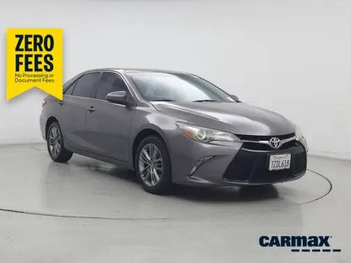 2017 Toyota Camry SE FWD photo