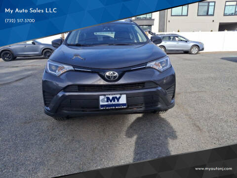 2017 Toyota RAV4 LE AWD photo