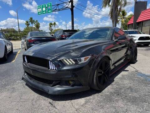 2017 Ford Mustang EcoBoost RWD photo