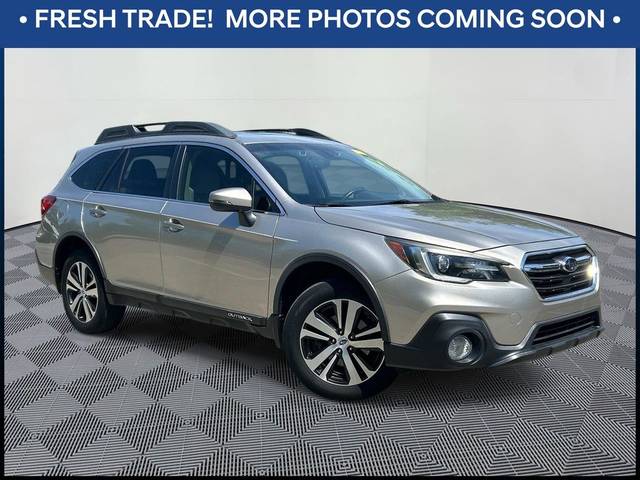 2018 Subaru Outback Limited AWD photo