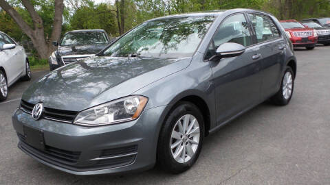 2017 Volkswagen Golf S FWD photo
