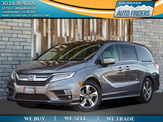 2018 Honda Odyssey Touring FWD photo